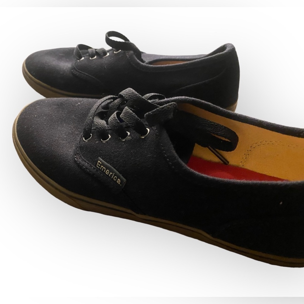 Emerica Wino Cruiser Skate Shoes in Black